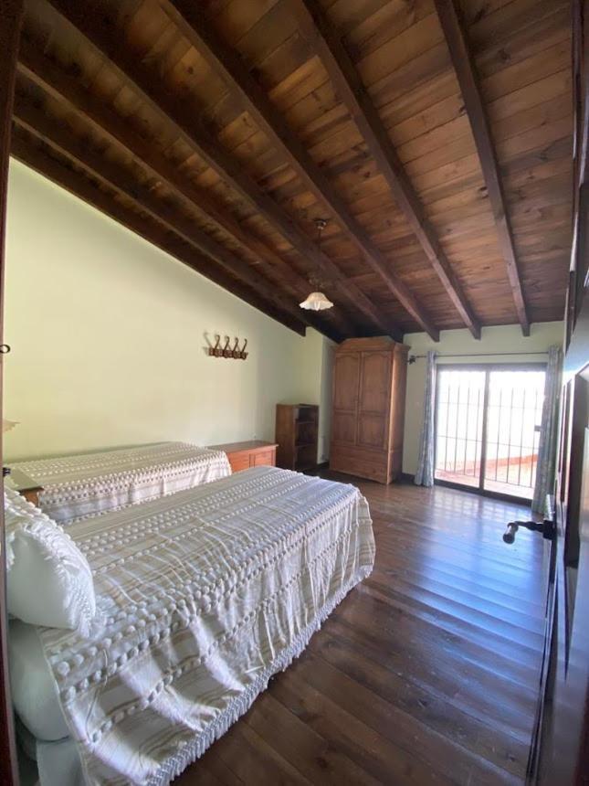 Espaciosa Y Elegante Casa Rural En Los Marines Exteriör bild
