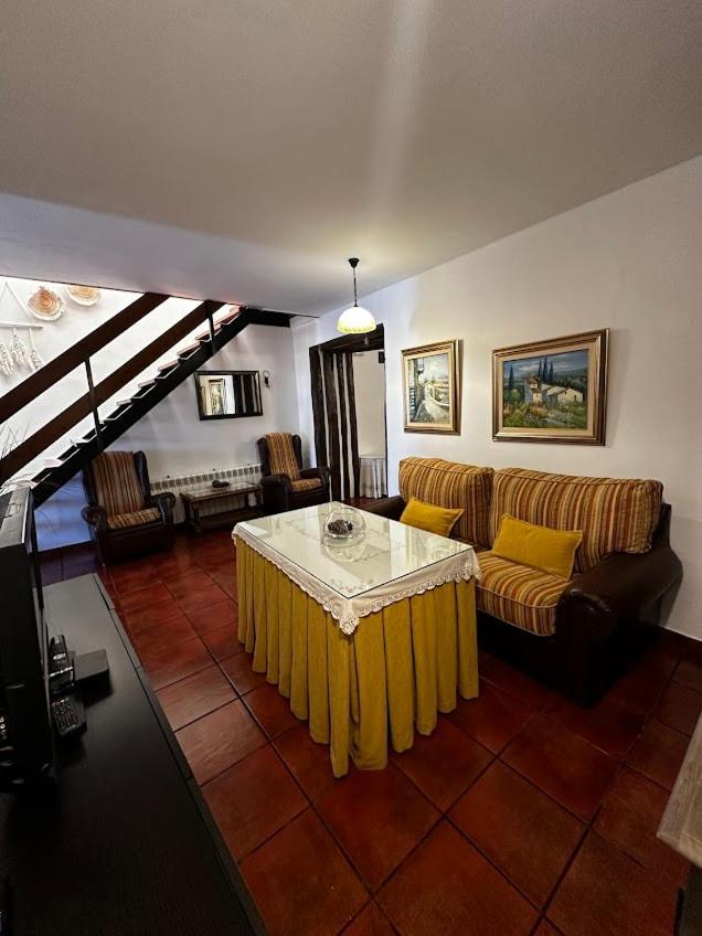 Espaciosa Y Elegante Casa Rural En Los Marines Exteriör bild