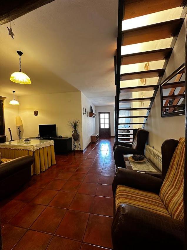 Espaciosa Y Elegante Casa Rural En Los Marines Exteriör bild