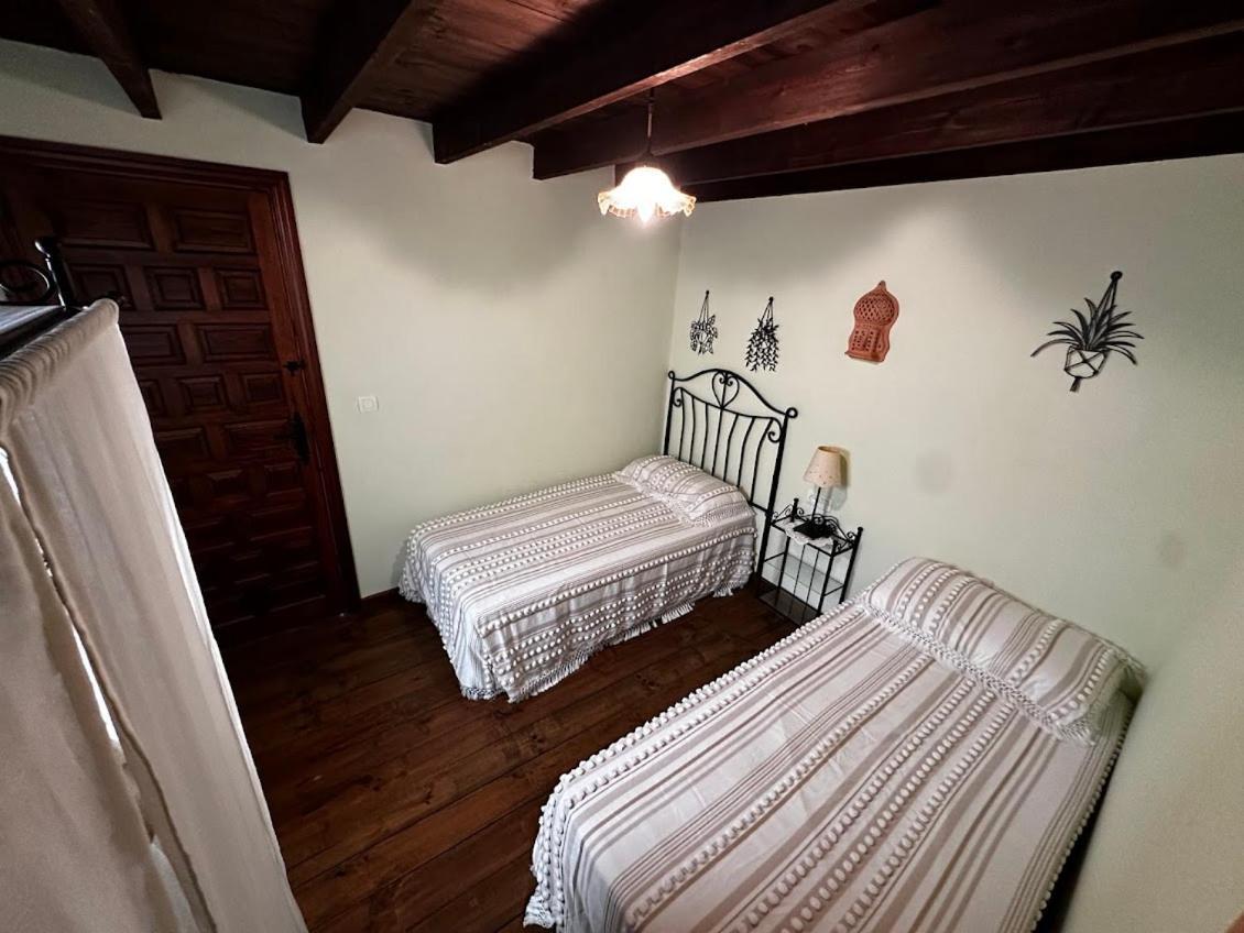 Espaciosa Y Elegante Casa Rural En Los Marines Exteriör bild